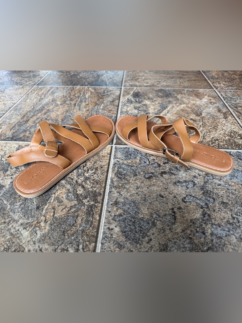 NEW!!! TOMS Sicily Double Cross Ankle Strap Leather Flat Sandals- Tan, Women’s 8